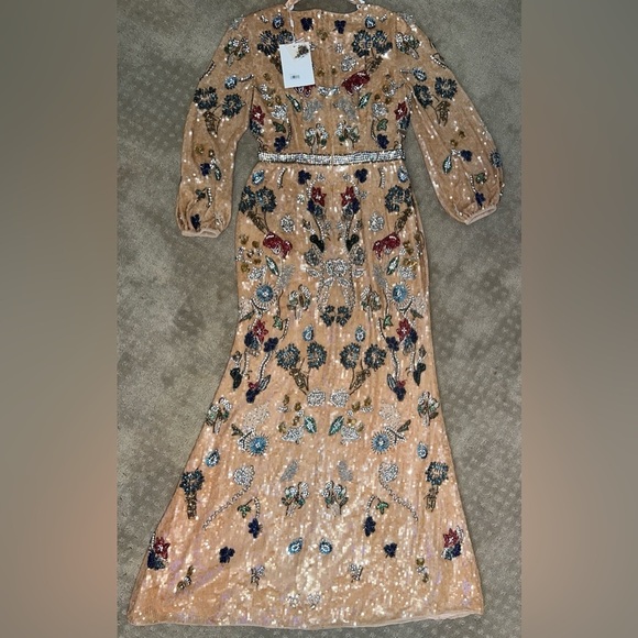 MAC DUGGAL 93546 NWT Embellished Wrap Over Bishop Sleeve Gown - Picture 10 of 11